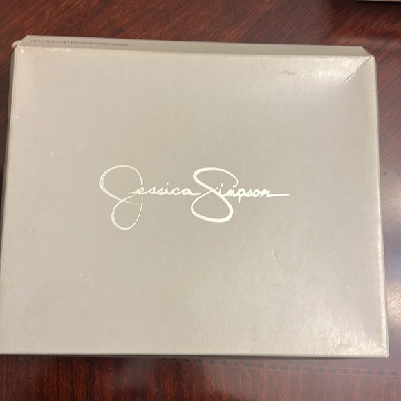 Jessica Simpson - Picture 5 of 5